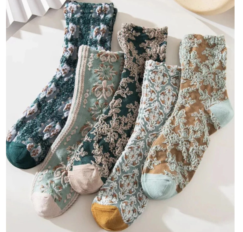 bohemian_lace_socks